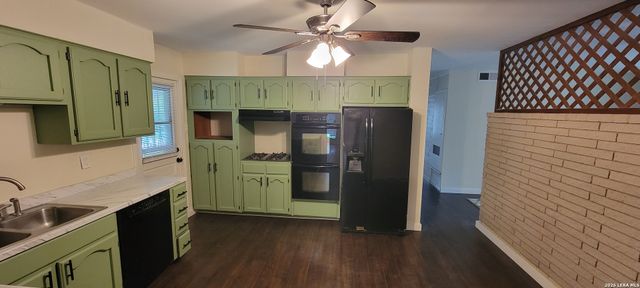 1503 PARNELL AVE, San Antonio, TX 78224