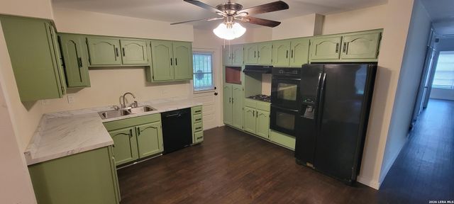 1503 PARNELL AVE, San Antonio, TX 78224