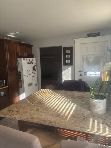 58 Wright 2, Stoneham, MA 02180