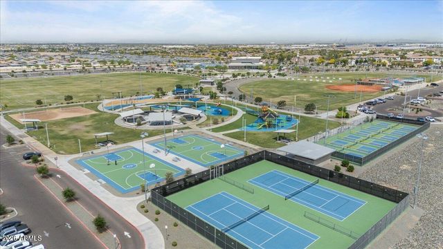 454 N 168th Lane, Goodyear, AZ 85338