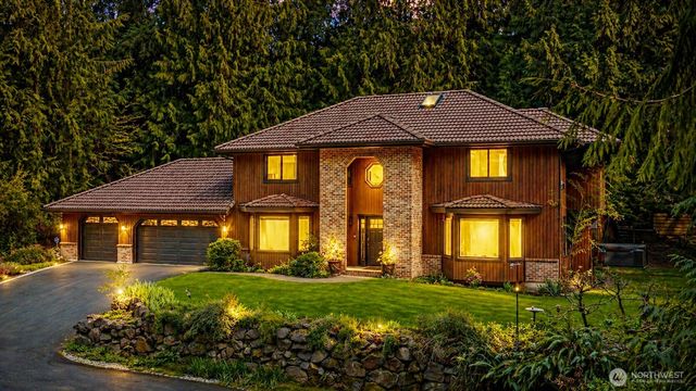 19308 224th Court NE, Woodinville, WA 98077