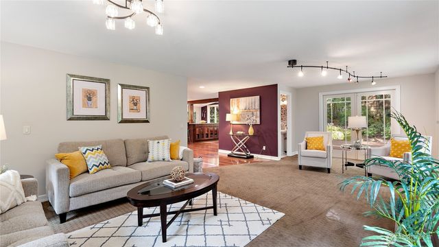 19308 224th Court NE, Woodinville, WA 98077