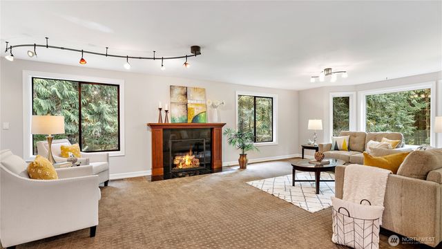 19308 224th Court NE, Woodinville, WA 98077