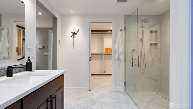 19308 224th Court NE, Woodinville, WA 98077