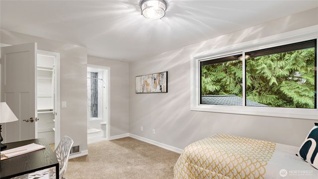 19308 224th Court NE, Woodinville, WA 98077