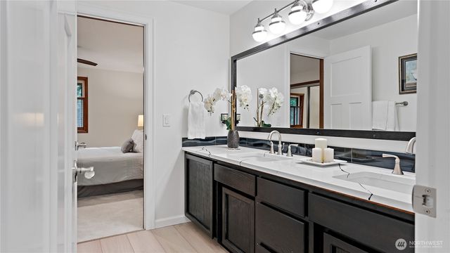 19308 224th Court NE, Woodinville, WA 98077