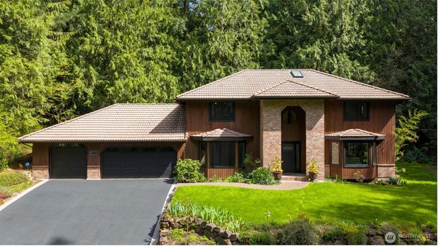19308 224th Court NE, Woodinville, WA 98077