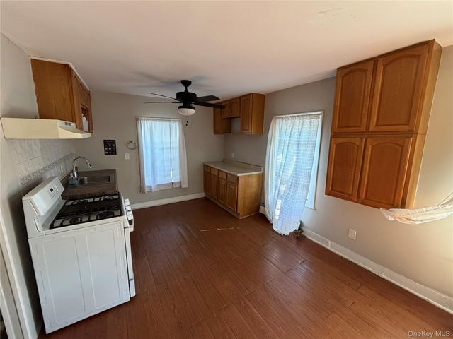 111-32 118th Street, South Ozone Park, NY 11420