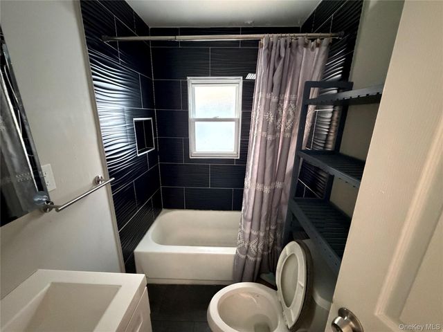 111-32 118th Street, South Ozone Park, NY 11420