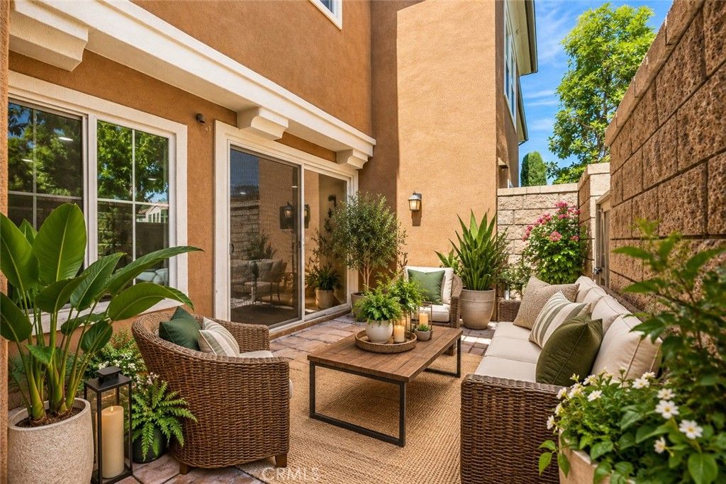 61 Distant Star, Irvine, CA 92618 — exterior