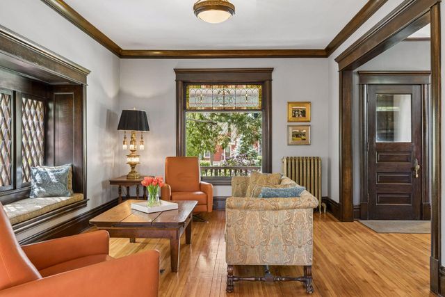 3421 Irving Avenue S, Minneapolis, MN 55408