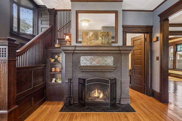 3421 Irving Avenue S, Minneapolis, MN 55408