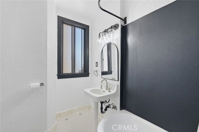 315 W 3rd Street 410, Long Beach, CA 90802