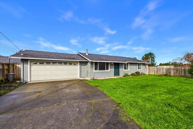 1932 Mckinleyville Avenue, Mckinleyville, CA 95519