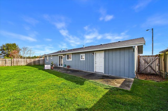 1932 Mckinleyville Avenue, Mckinleyville, CA 95519