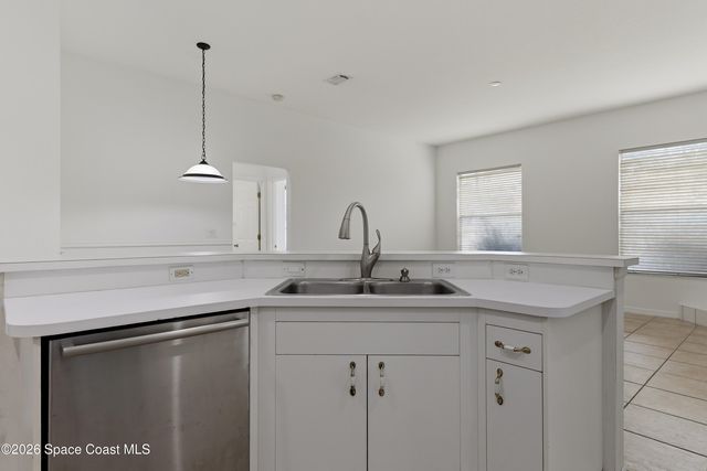 652 Sheridan Woods Drive, Melbourne, FL 32904