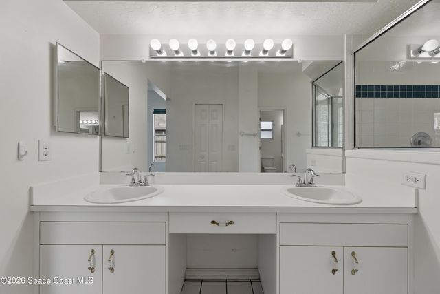 652 Sheridan Woods Drive, Melbourne, FL 32904