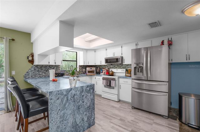 2925 W BIRDS NEST DRIVE, Beverly Hills, FL 34465