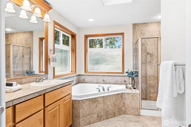 8133 NE 147th Street, Kenmore, WA 98028