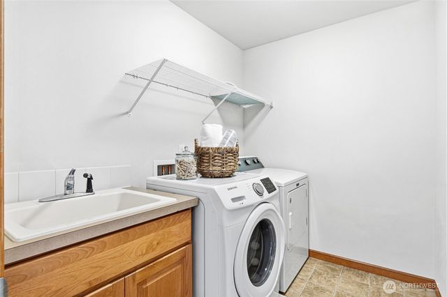 8133 NE 147th Street, Kenmore, WA 98028