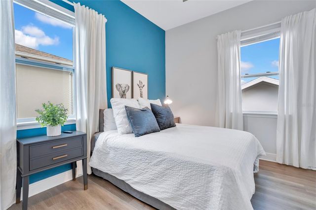 8285 LINDAHL ALLEY, Orlando, FL 32827