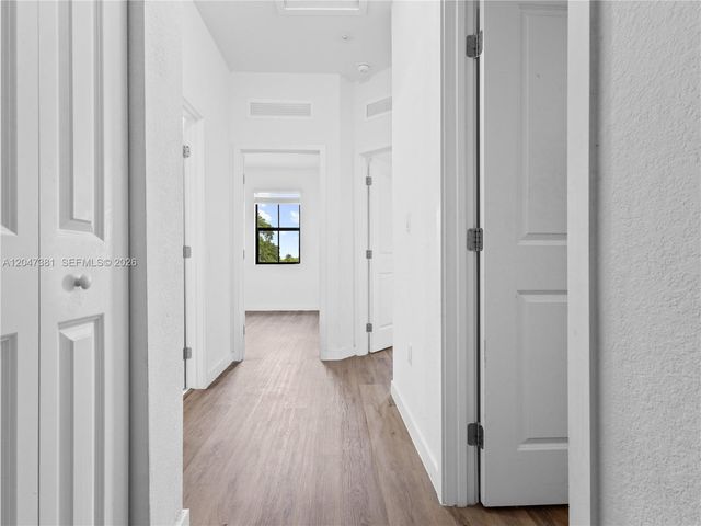 15540 SW 136th Street 220, Miami, FL 33196