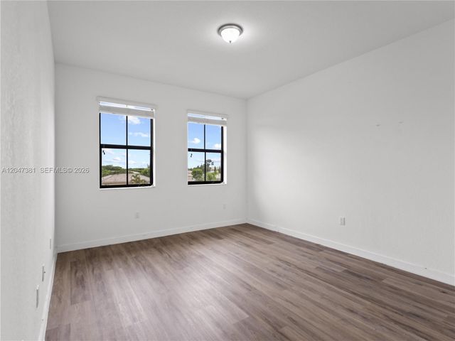 15540 SW 136th Street 220, Miami, FL 33196