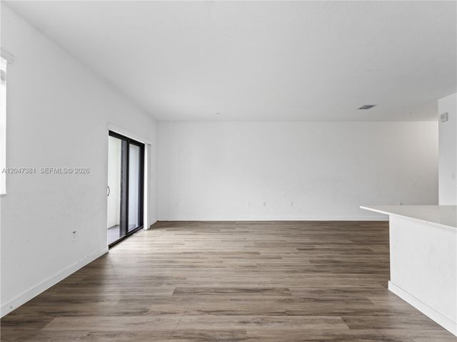 15540 SW 136th Street 220, Miami, FL 33196
