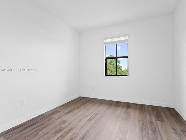 15540 SW 136th Street 220, Miami, FL 33196