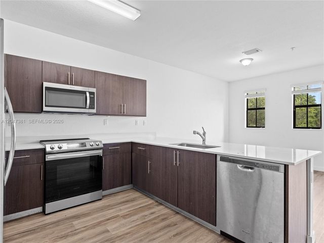 15540 SW 136th Street 220, Miami, FL 33196