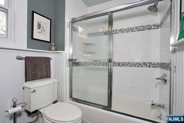 61 Hawthorne Terrace, Leonia, NJ 07605