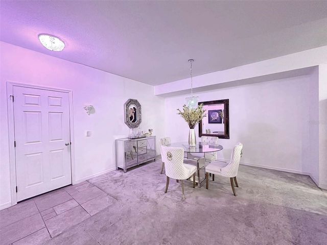 21019 SUNPOINT WAY 102, Lutz, FL 33558