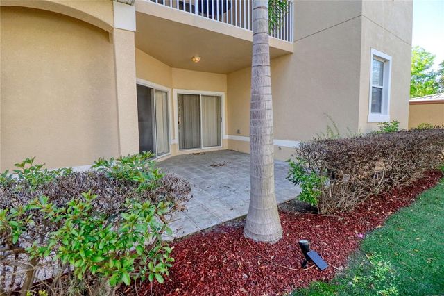 21019 SUNPOINT WAY 102, Lutz, FL 33558