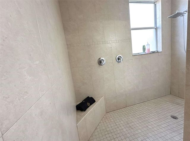 21019 SUNPOINT WAY 102, Lutz, FL 33558