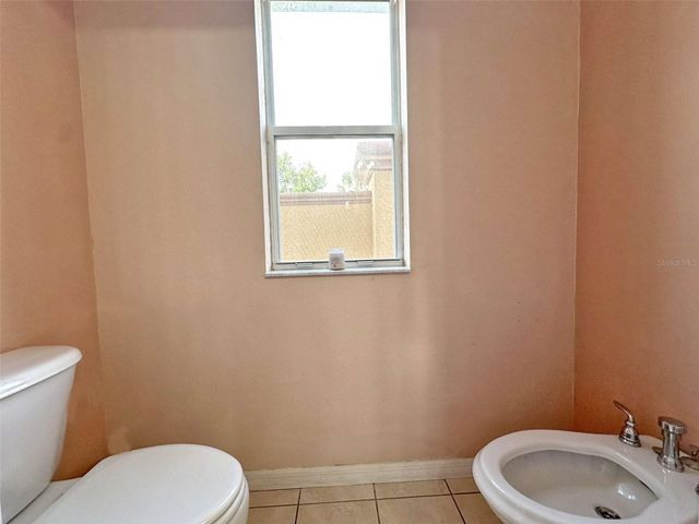 21019 SUNPOINT WAY 102, Lutz, FL 33558