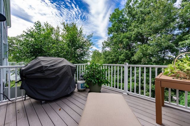 41 Clarks Hill Circle 41, Framingham, MA 01702
