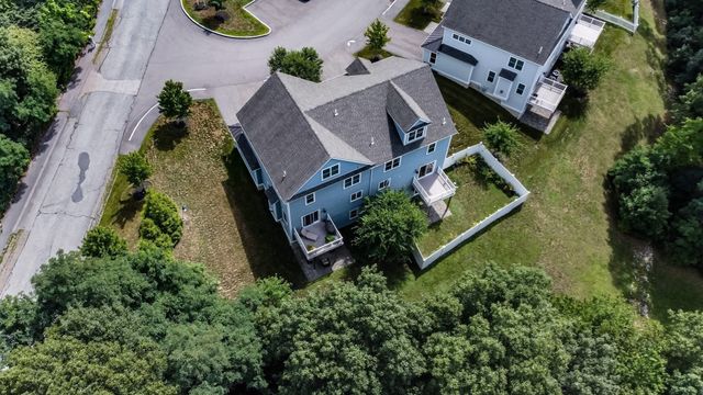 41 Clarks Hill Circle 41, Framingham, MA 01702