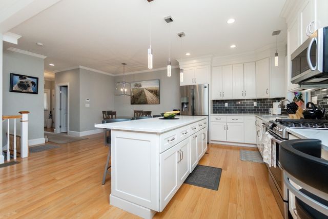 41 Clarks Hill Circle 41, Framingham, MA 01702