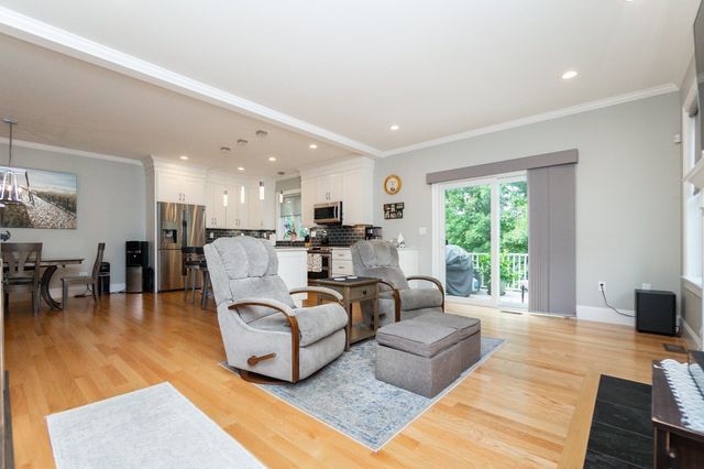 41 Clarks Hill Circle 41, Framingham, MA 01702