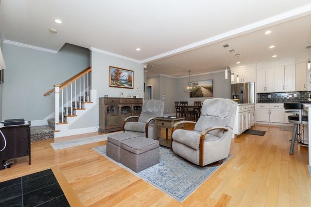 41 Clarks Hill Circle 41, Framingham, MA 01702