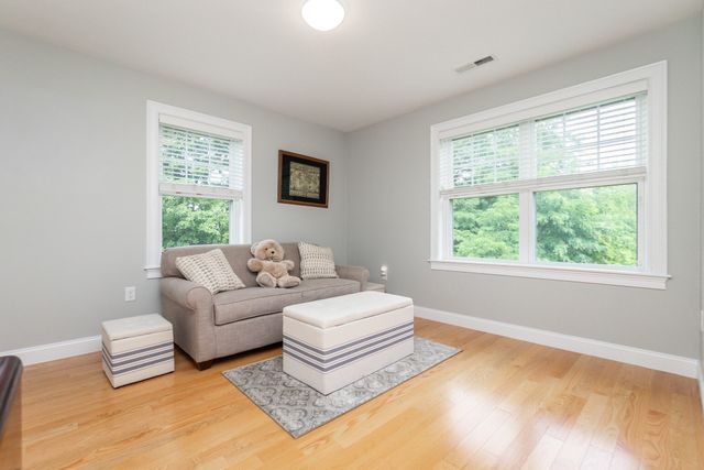 41 Clarks Hill Circle 41, Framingham, MA 01702