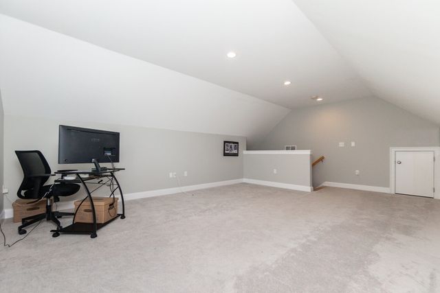41 Clarks Hill Circle 41, Framingham, MA 01702