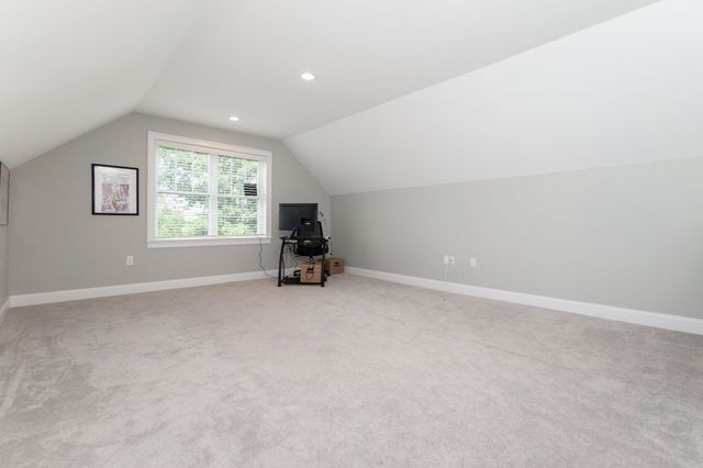 41 Clarks Hill Circle 41, Framingham, MA 01702