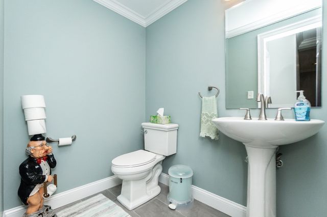 41 Clarks Hill Circle 41, Framingham, MA 01702