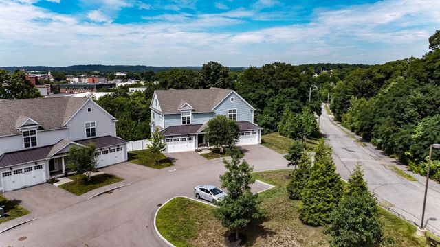 41 Clarks Hill Circle 41, Framingham, MA 01702