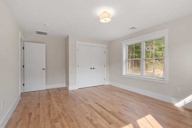 18 Waites Crossing, Norfolk, MA 02056