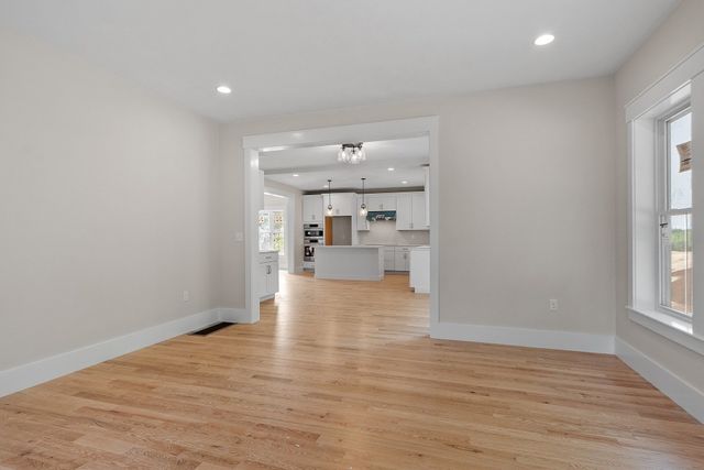 18 Waites Crossing, Norfolk, MA 02056
