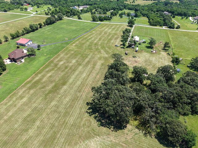 4049 N Farm Road 79, Willard, MO 65781
