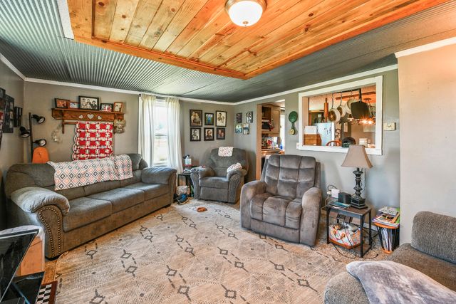 4049 N Farm Road 79, Willard, MO 65781