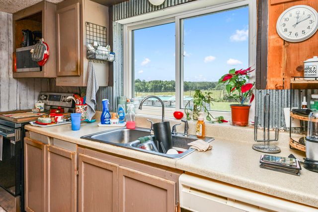 4049 N Farm Road 79, Willard, MO 65781